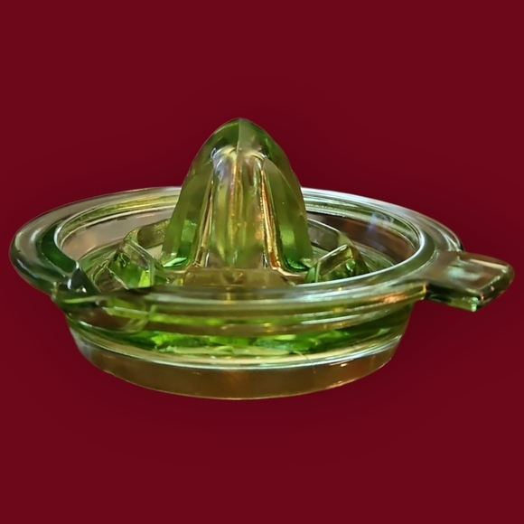 Antique Green Uranium Vaseline Depression Glass Citrus Juicer - Picture 1 of 11